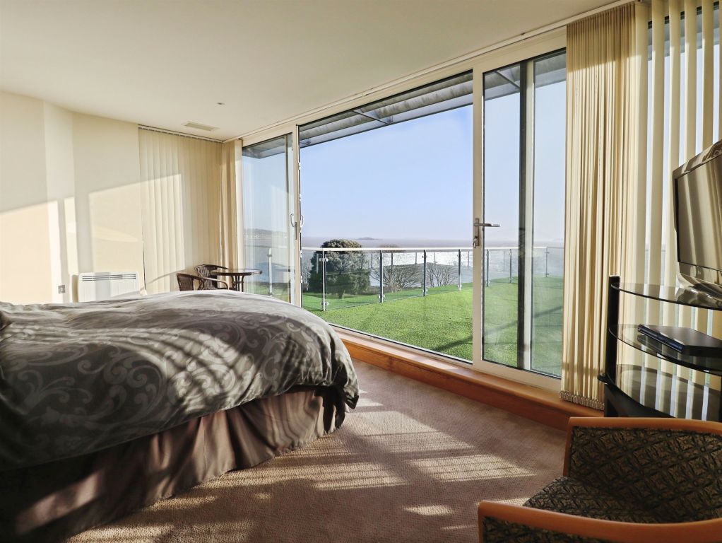 Additional image 13 of 2 bed flat for saleHayes Road, Sully, Penarth CF64