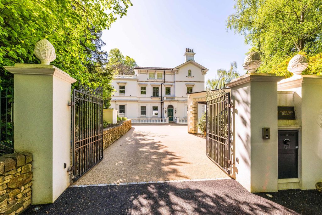 Additional image 2 of 7 bed detached house for saleHungershall Park, Tunbridge Wells, Kent TN4