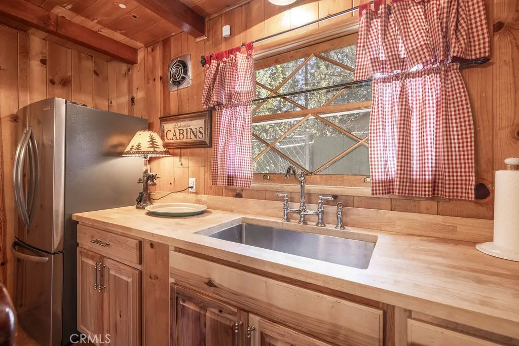 Additional image 50 of 336 E Mojave Blvd, Big Bear, CA 92314