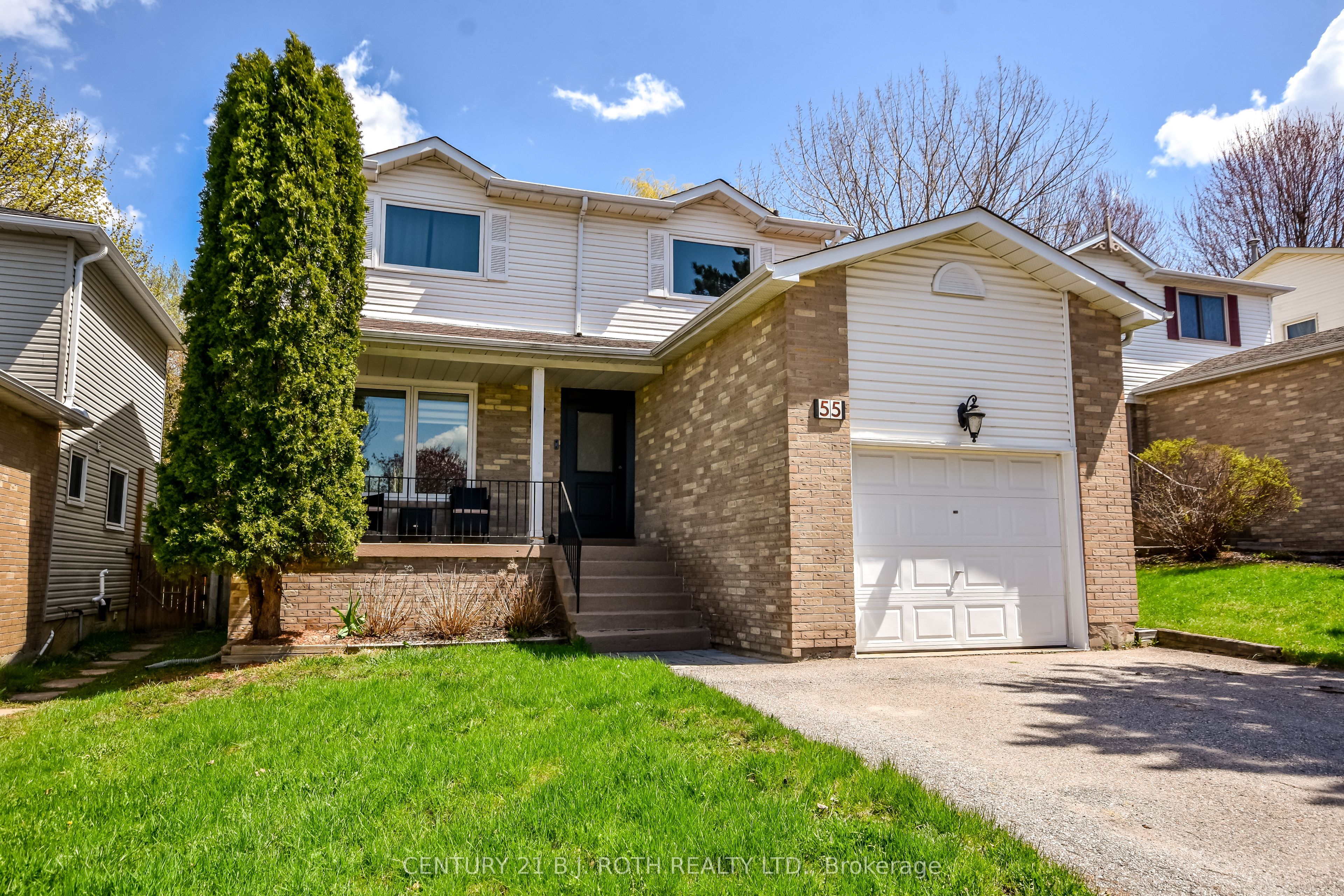 55 Moon Drive, Barrie, ON, L4N 7G8