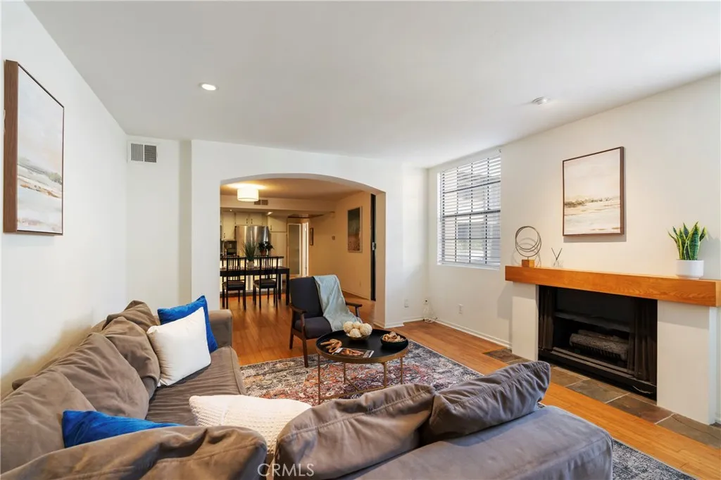 Additional image 5 of 740 N Kings Road Unit 208, West Hollywood, CA 90069