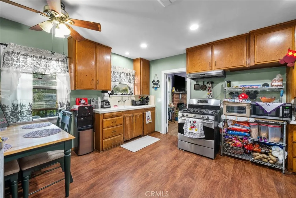 Additional image 93 of 244 N 10th St, Santa Paula, CA 93060