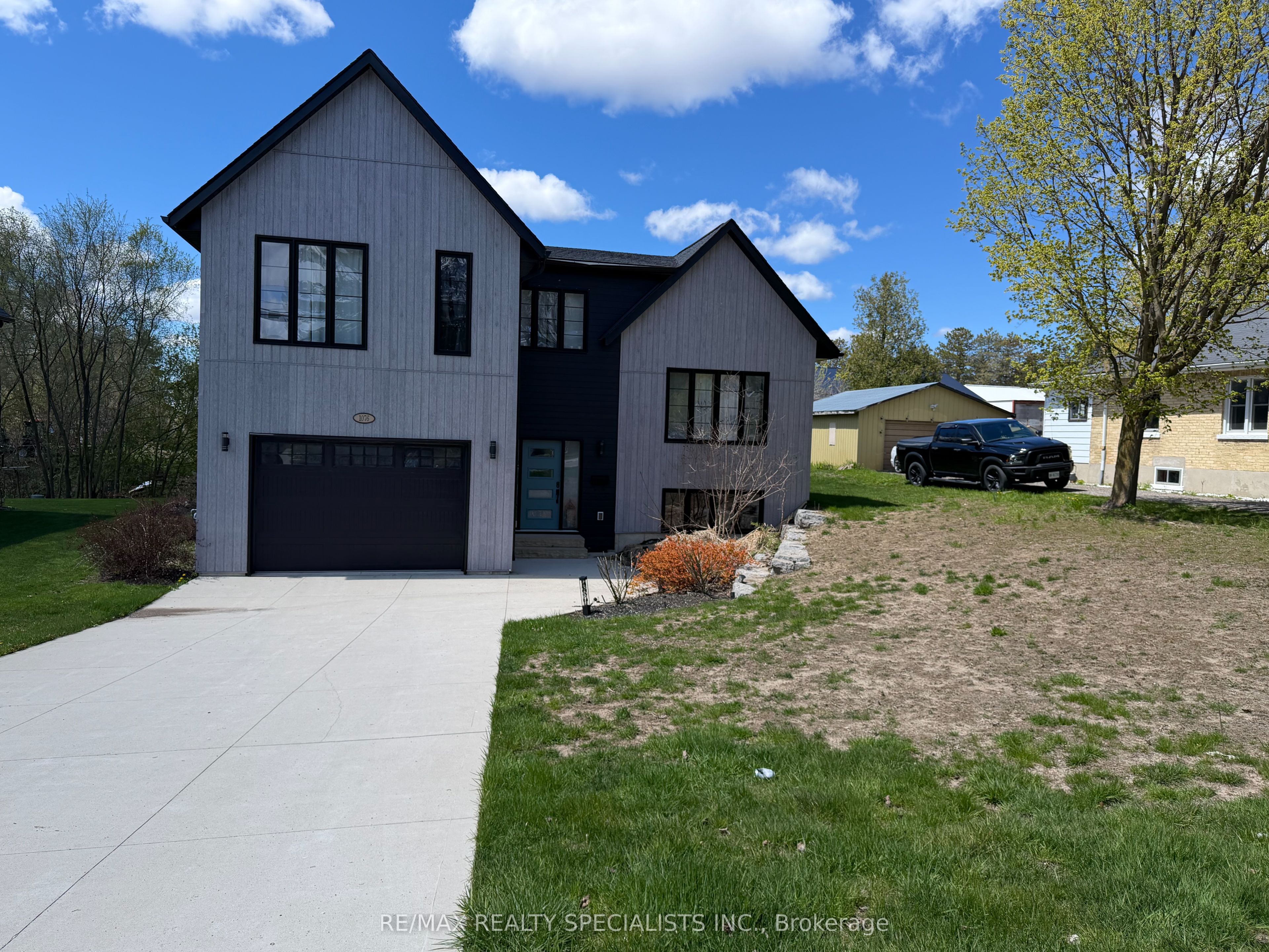 Additional image 2 of 1076 7th Avenue, Hanover, ON, N4N 2K1