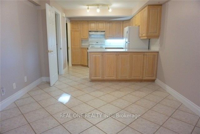 Additional image 3 of Bsmt-2508 Old Carriage Road, Mississauga, ON, L5C 1Y7