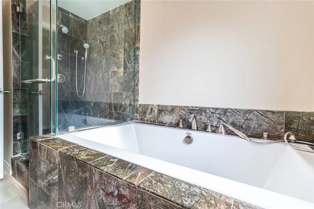 Additional image 84 of 870 N Alexandria Avenue, Los Angeles, CA 90029