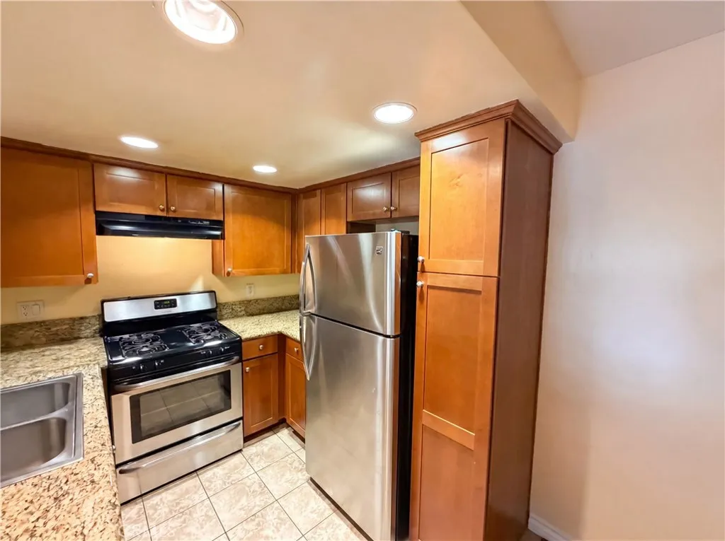 Additional image 39 of 920 S Palmetto Avenue Unit 9, Ontario, CA 91762