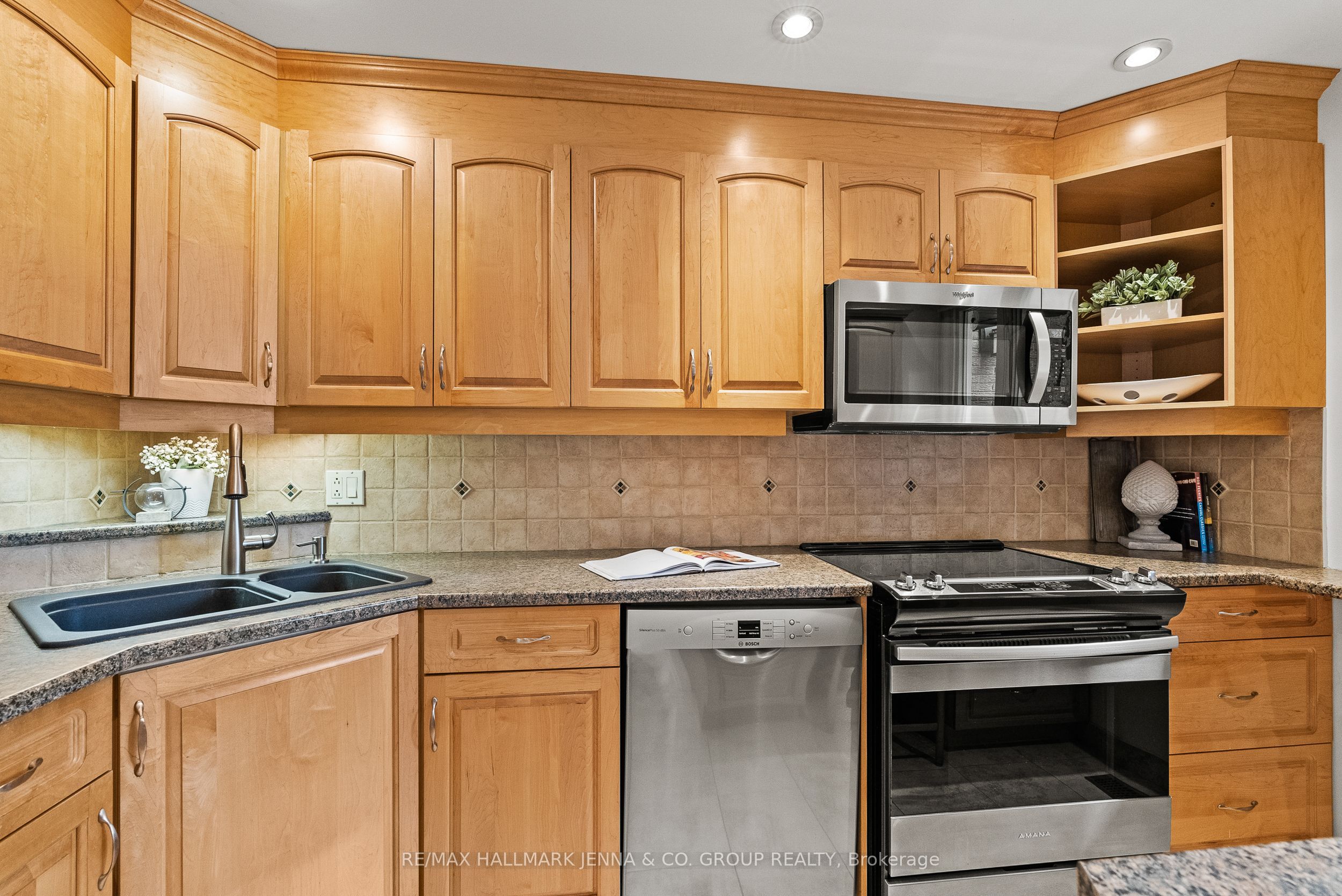 Additional image 6 of 49-32 F Benlea Drive, Ottawa, ON, K2G 4A8
