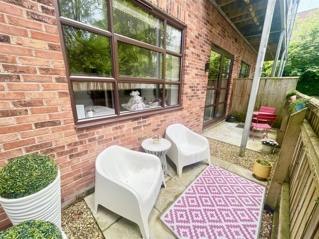 Additional image 10 of 1 bed flat for saleBollin Heights, Macclesfield Road, Wilmslow SK9