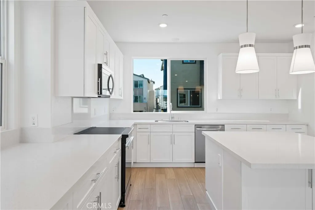 Additional image 49 of 27314 Bear Creek Lane, Valencia, CA 91381