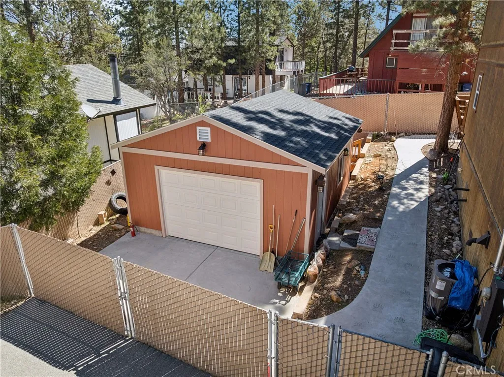 Additional image 40 of 879 Spruce Lane, Sugarloaf, CA 92386