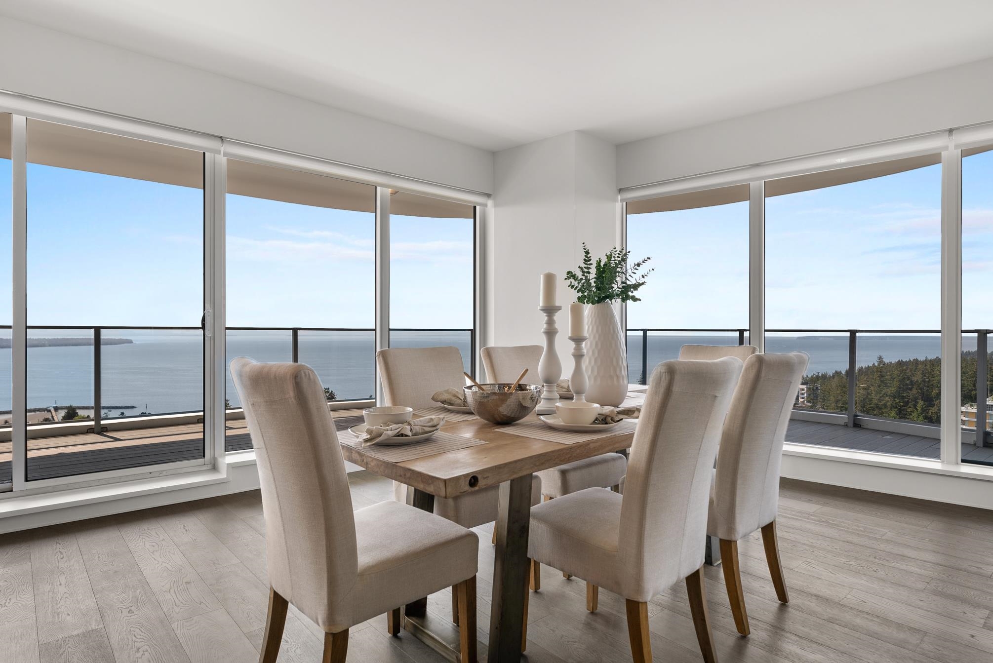 Additional image 3 of 1701-1500 Martin Street, White Rock, BC, V3Z 2L5
