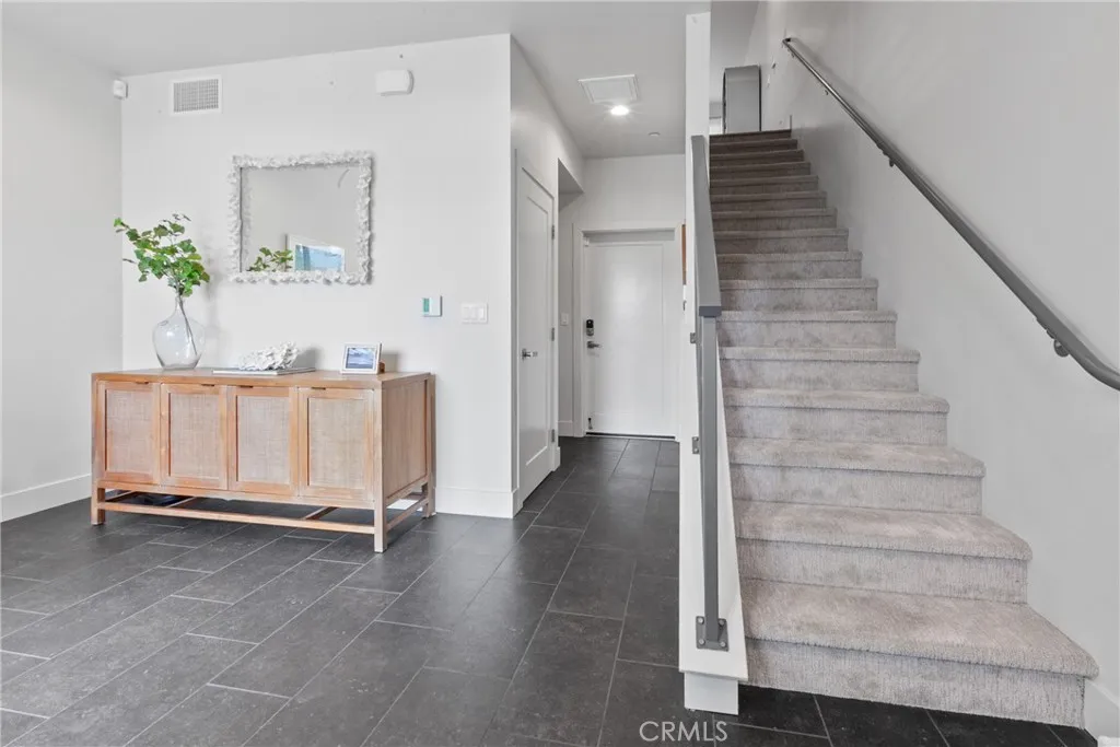 Additional image 7 of 2460 Victoria Ave Unit 102, San Luis Obispo, CA 93401