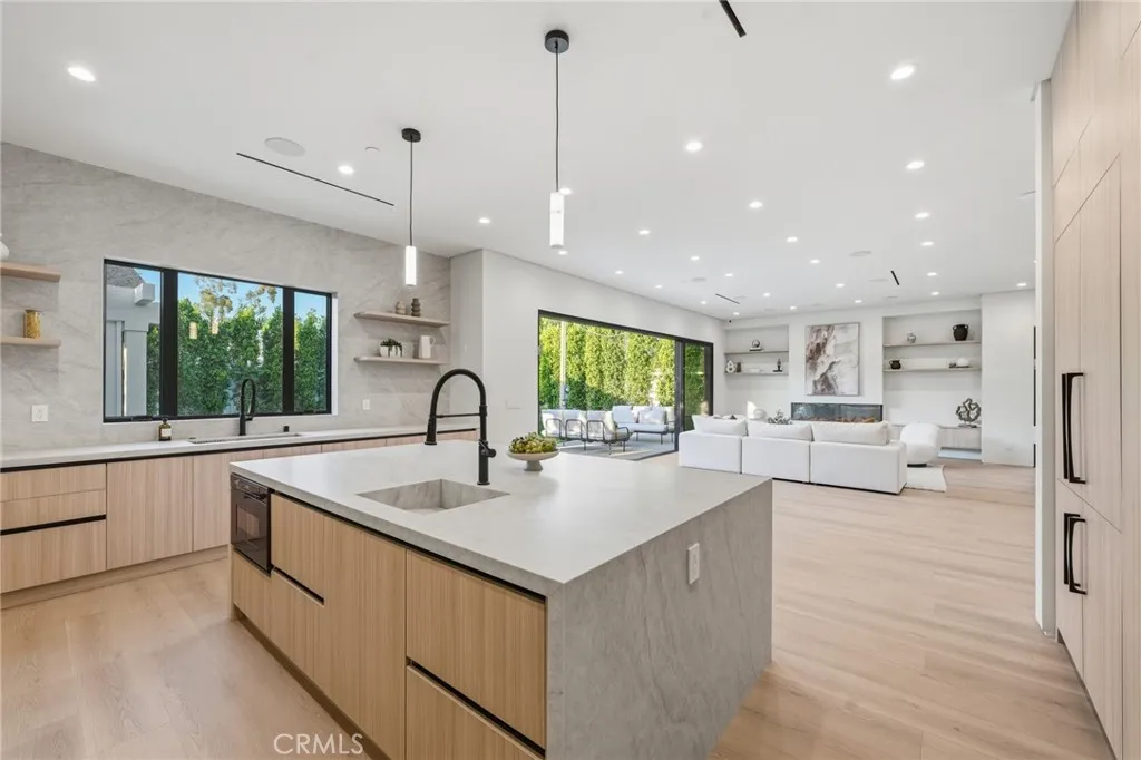 Additional image 56 of 19141 Erwin St, Tarzana, CA 91335