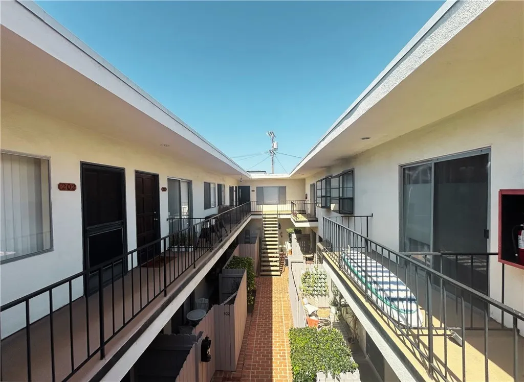 Additional image 10 of 1522 S Centinela Ave Unit 204, Los Angeles, CA 90025
