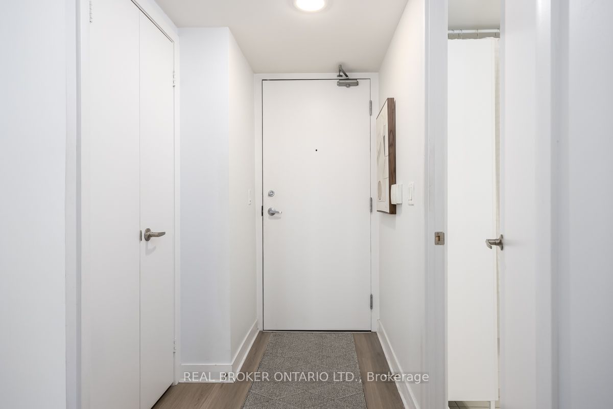 Additional image 2 of 1214-155 Legion Road N, Toronto, ON, M8Y 0A7