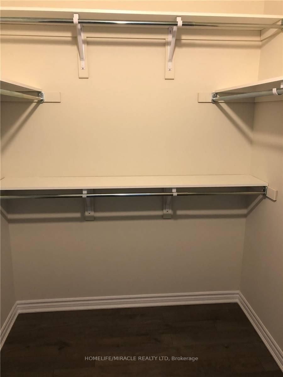 Additional image 5 of 312-150 Oak Park Boulevard E, Oakville, ON, L6H 3P2