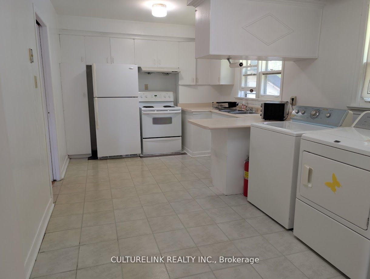 Additional image 5 of main floor-998 Willowdale Avenue, Toronto, ON, M2M 3C7