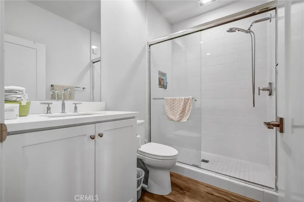 Additional image 25 of 151 Winnett, Irvine, CA 92602