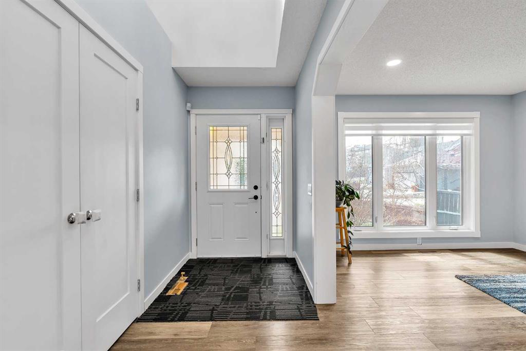 Additional image 3 of 215 Edgevalley Mews, Calgary, AB, T3A 5E5