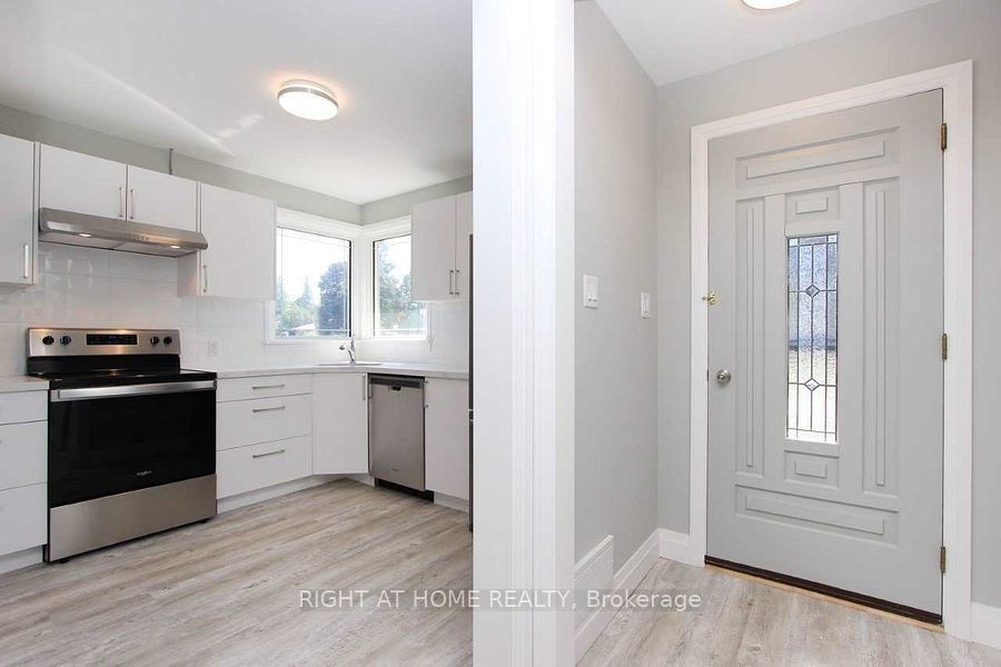 Upper-1053 Somerville Street, Oshawa, ON, L1G 4K4