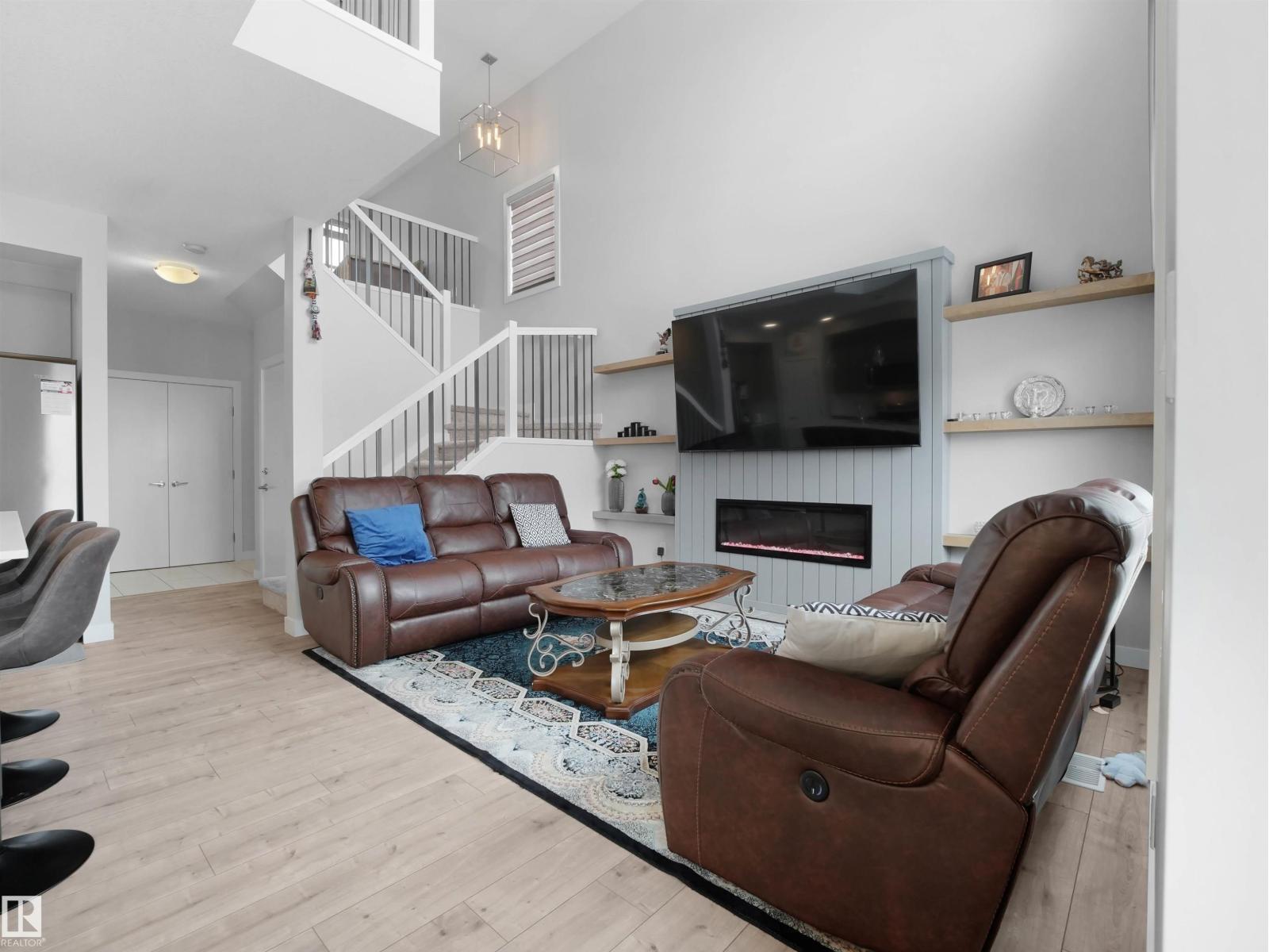Additional image 2 of 9143 Pear Drive SW, Edmonton, AB, T6X2N8