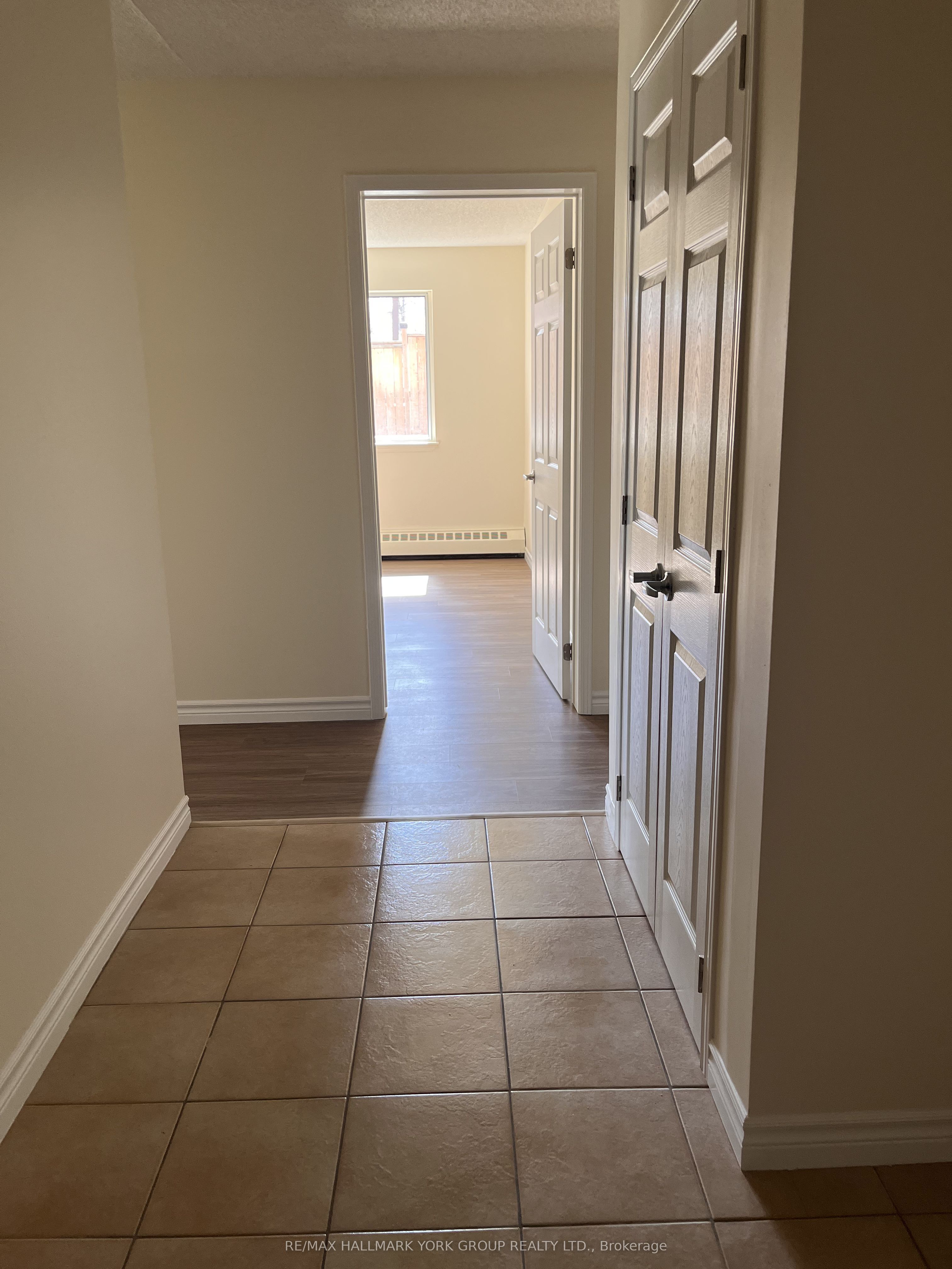 Additional image 3 of 101-260 Leacock Drive, Barrie, ON, L4N 7V9