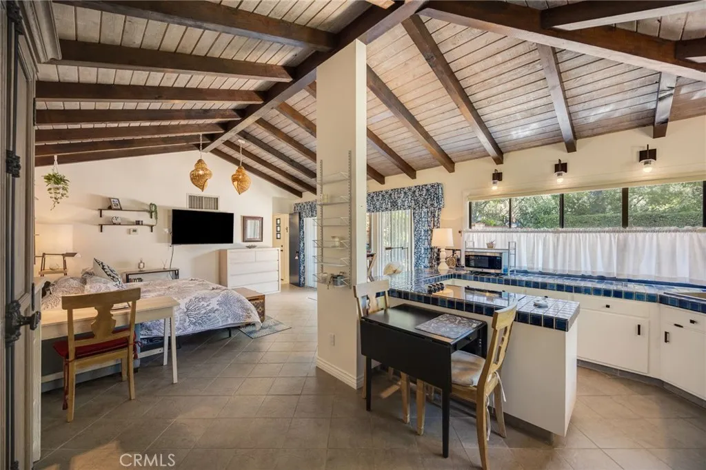Additional image 35 of 3854 Hampstead Rd, La Canada Flintridge, CA 91011