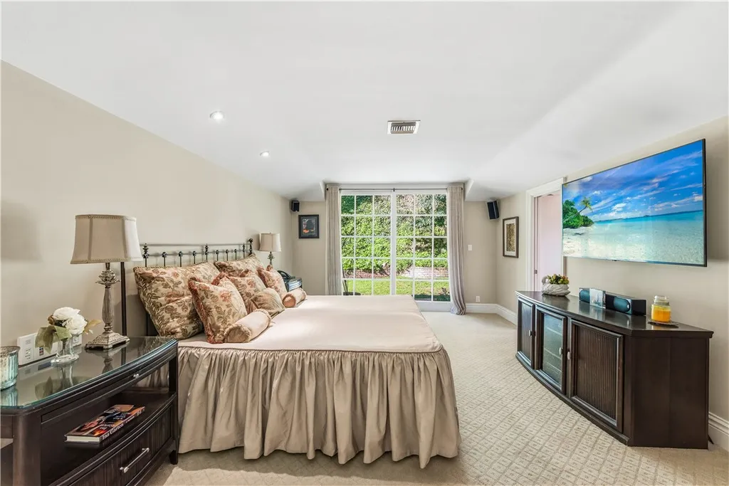 Additional image 32 of 1821 Mandeville Canyon Rd, Los Angeles, CA 90049
