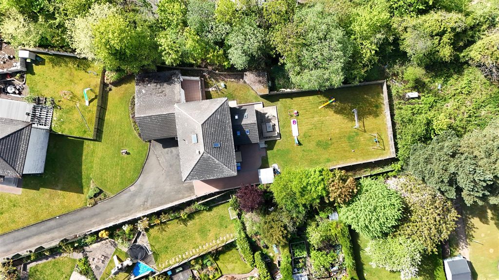 Additional image 24 of 5 bed detached house for saleGreenlees Road, Cambuslang, Glasgow G72