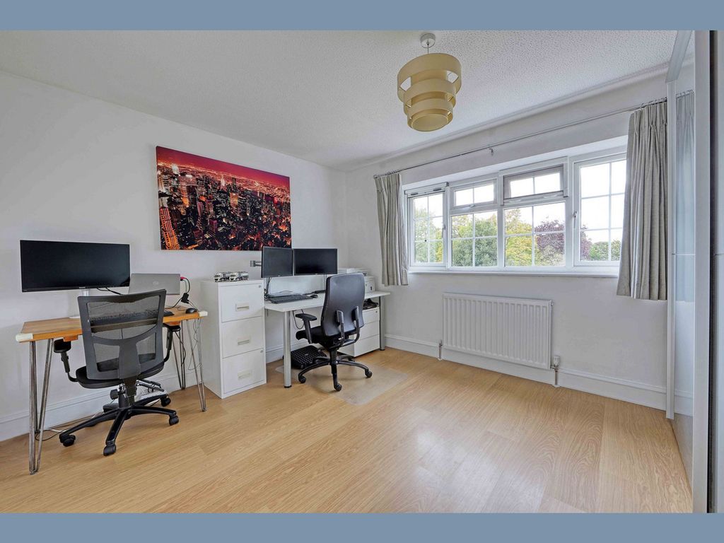 Additional image 13 of 4 bed detached house for saleThames Close, Bourne End SL8