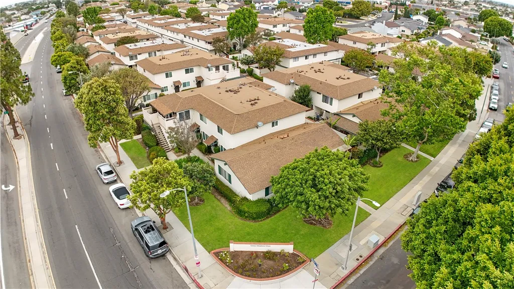 Additional image 25 of 1651 237 Street Unit C, Harbor City, CA 90710