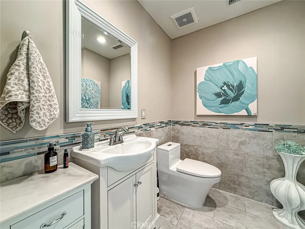 Additional image 103 of 23433 Hatteras St, Woodland Hills, CA 91367