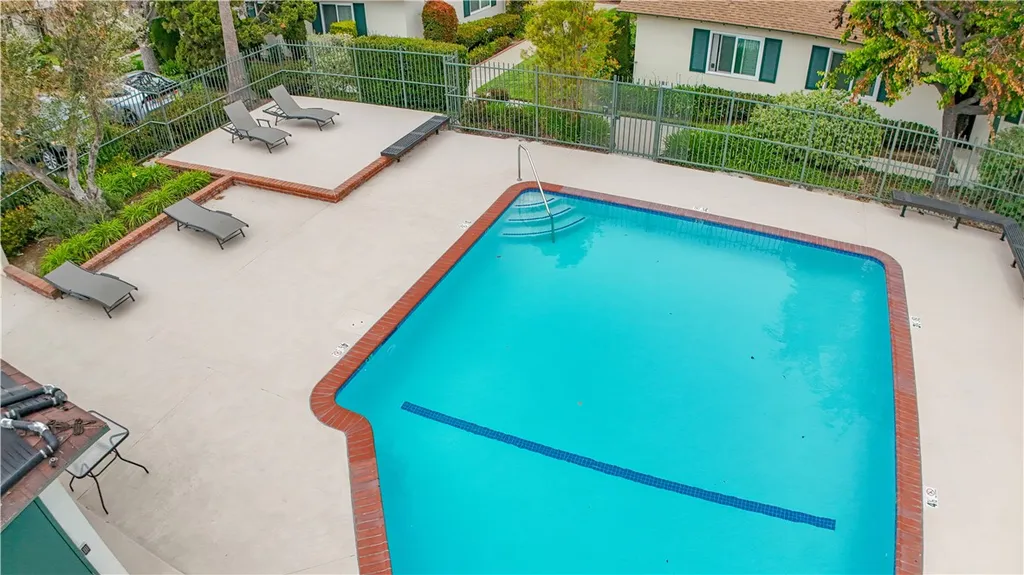 Additional image 19 of 1651 237 Street Unit C, Harbor City, CA 90710
