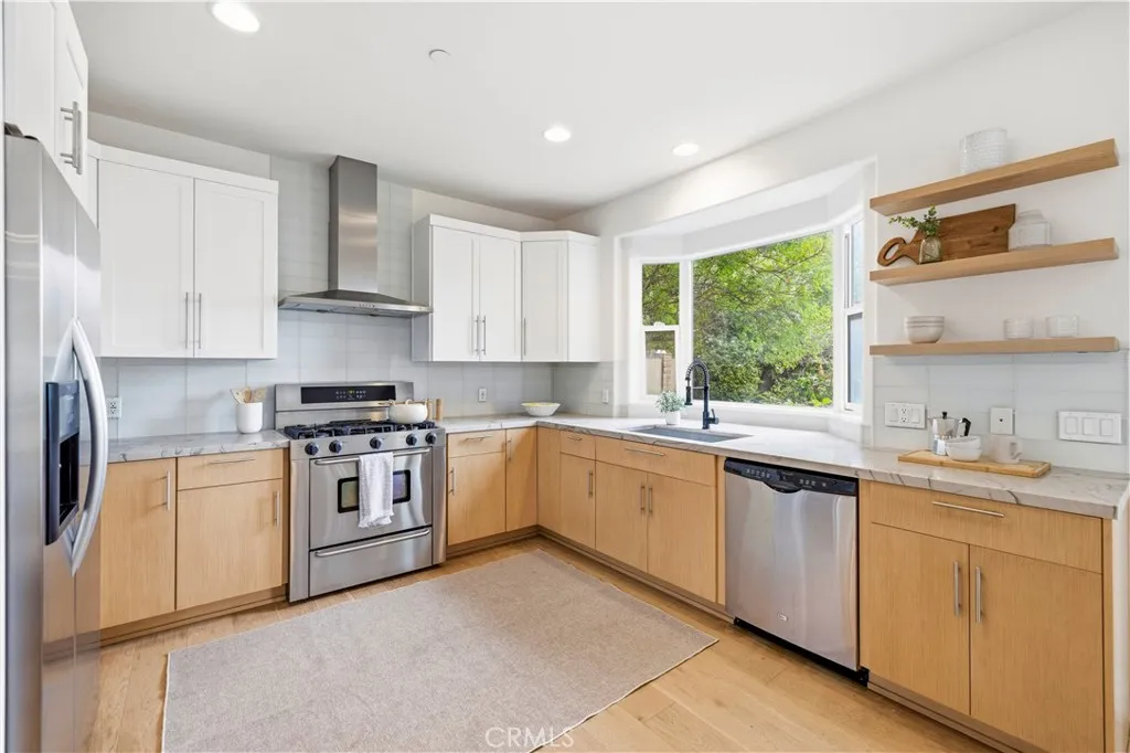 Additional image 13 of 10052 Heatherglen Court, Northridge, CA 91325