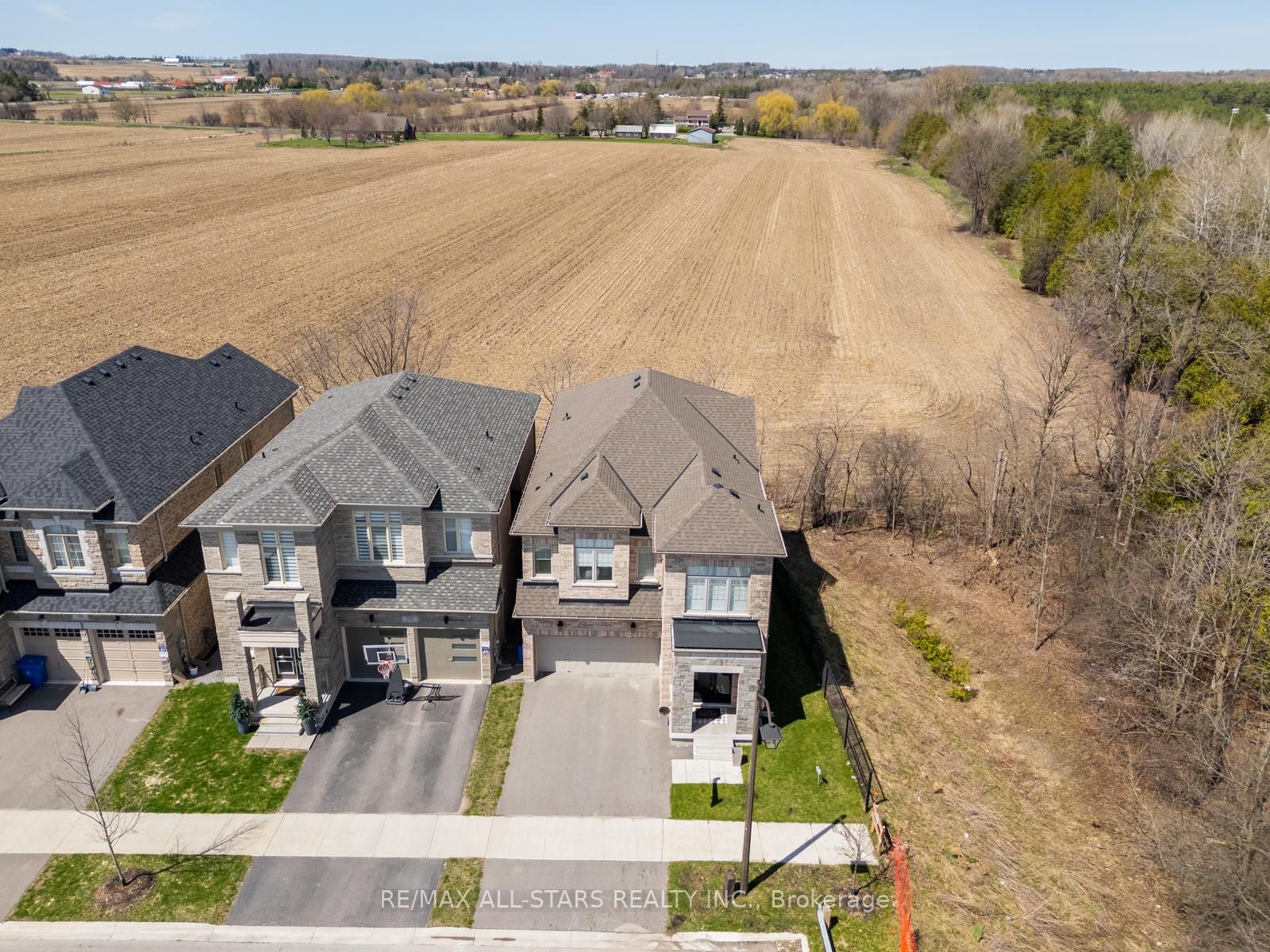 Additional image 2 of 106 Conductor Avenue, Whitchurch-stouffville, ON, L4A 4X5