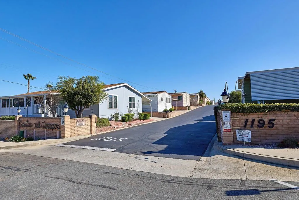 1195 La Moree Road Unit 42, San Marcos, CA 92078