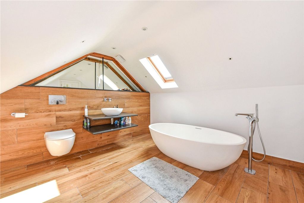 Additional image 20 of 3 bed flat for saleOld Park Lane, Chichester PO18