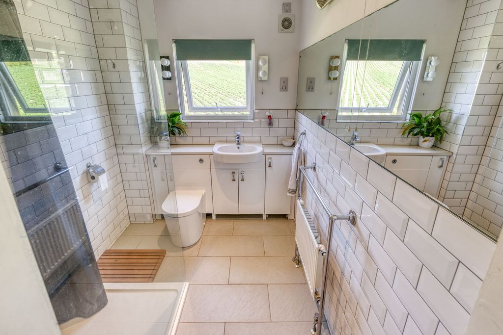 Additional image 29 of 5 bed end terrace house for saleMontrose, St Clement JE2