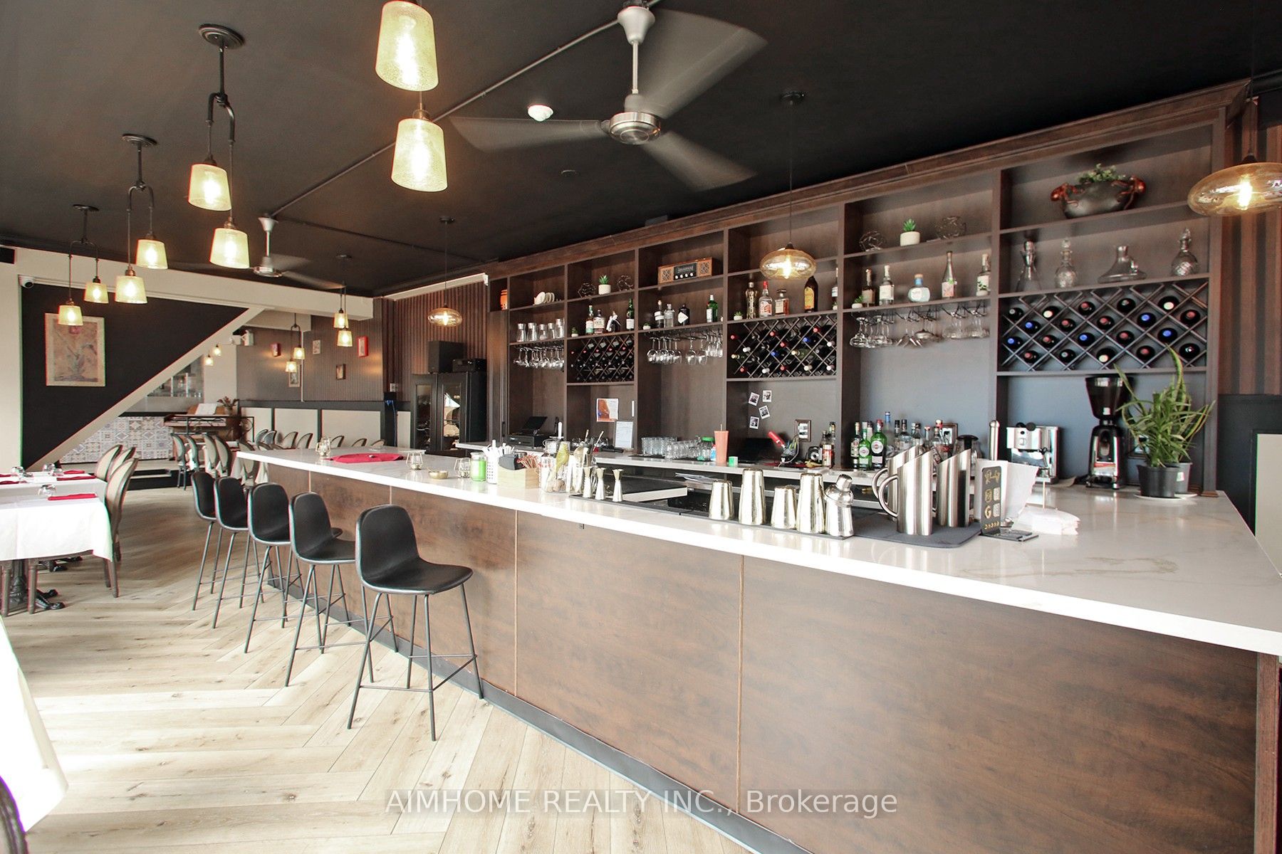 Additional image 5 of 1370 St Clair Avenue W, Toronto, ON, M6E 1C4