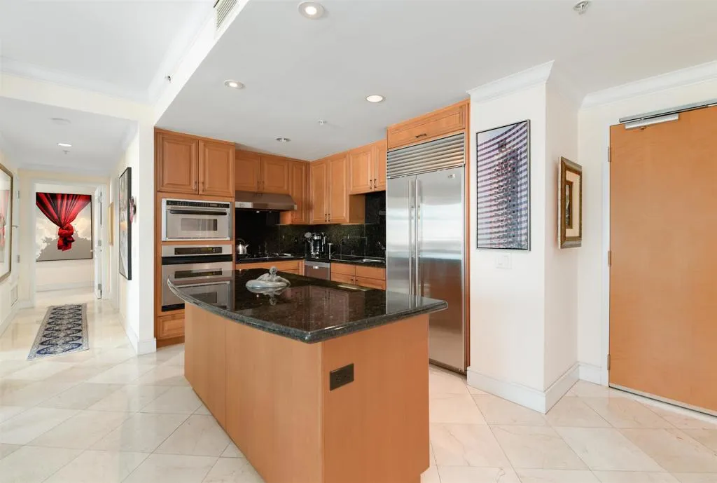 Additional image 7 of 645 Front Street Unit 1304, San Diego, CA 92101
