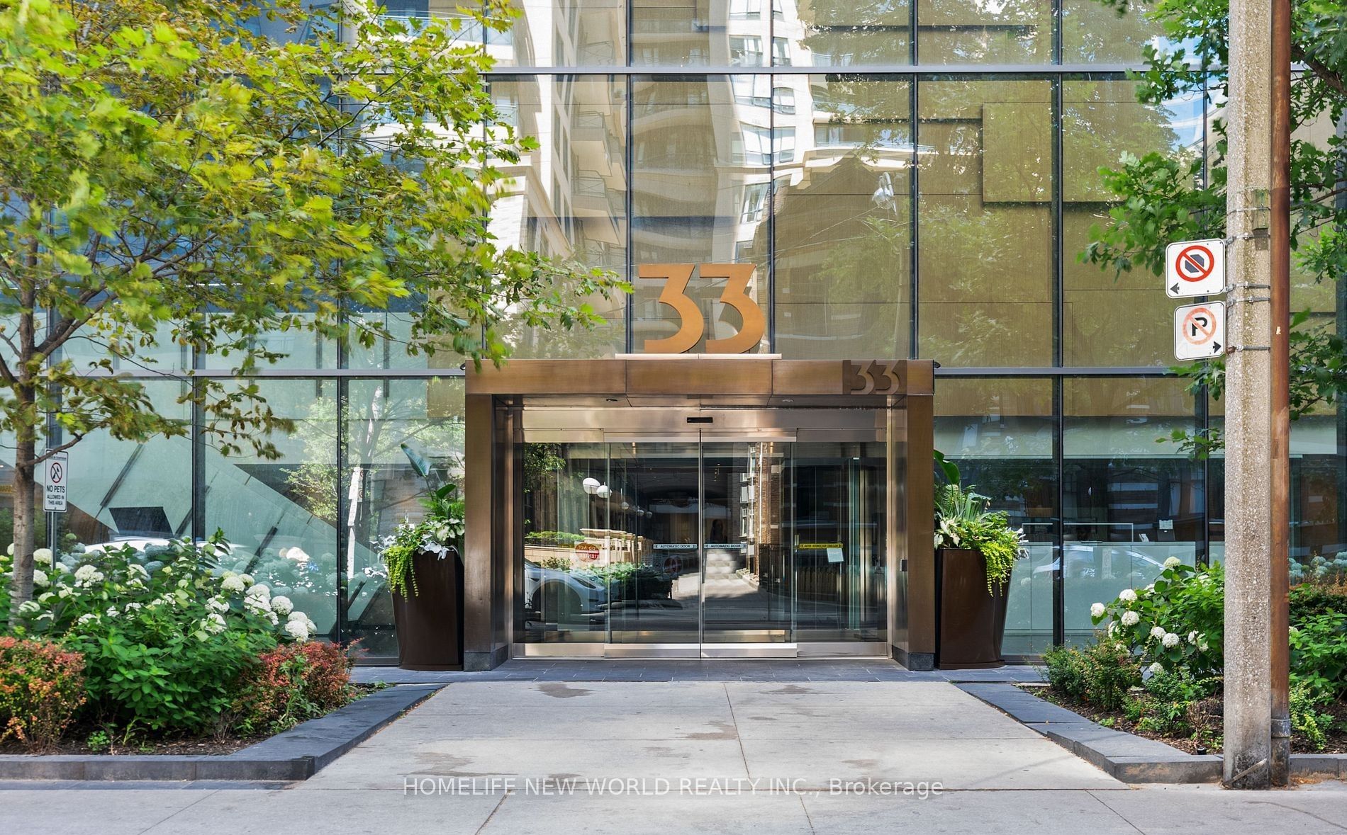 Additional image 2 of 2109-33 Charles Street E, Toronto, ON, M4Y 0A2