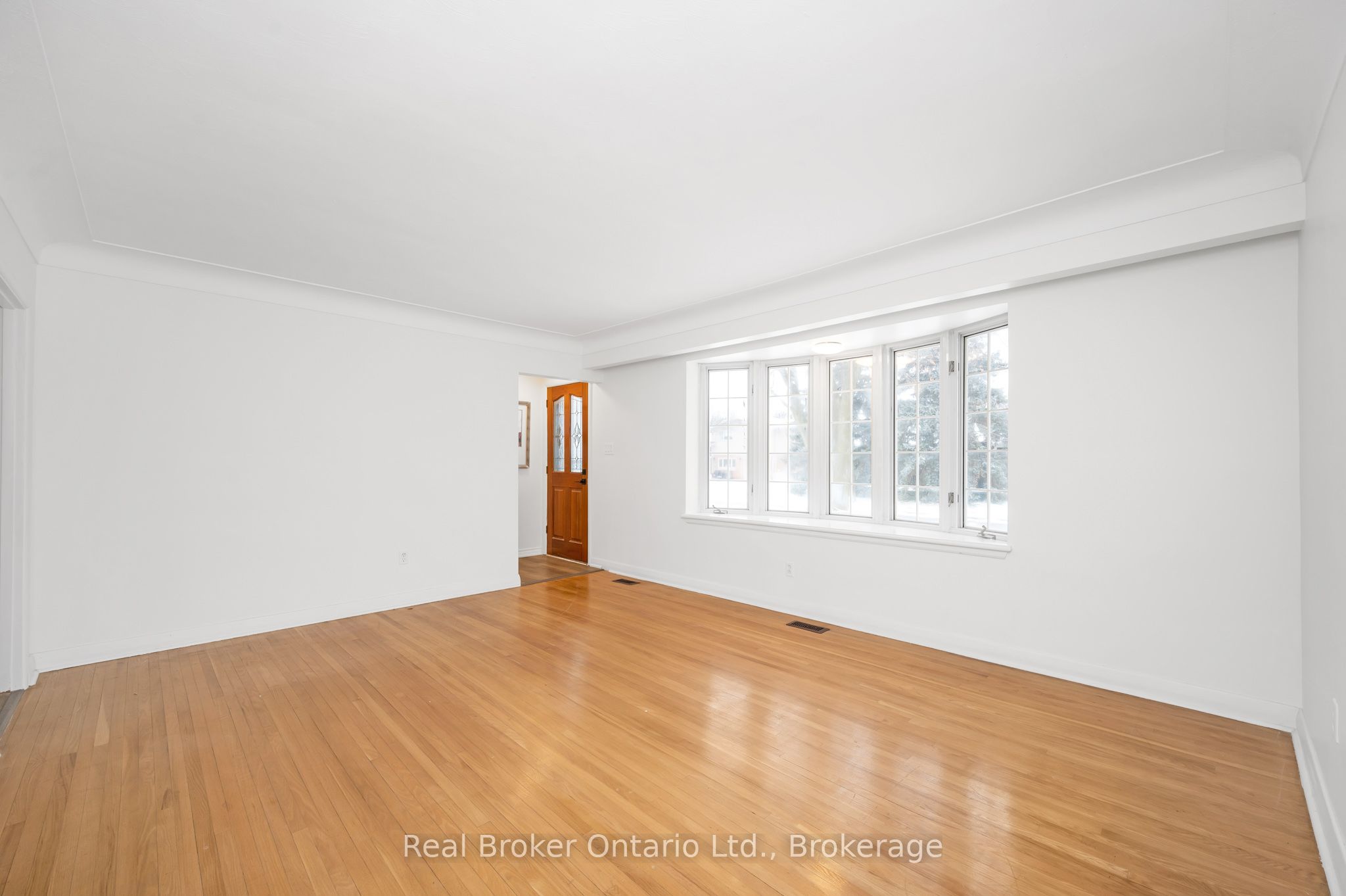 Additional image 4 of Upper-39 Westminster Avenue, Hamilton, ON, L9C 4L8