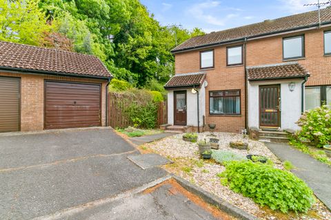 Wellmeadow Way, Newton Mearns G77