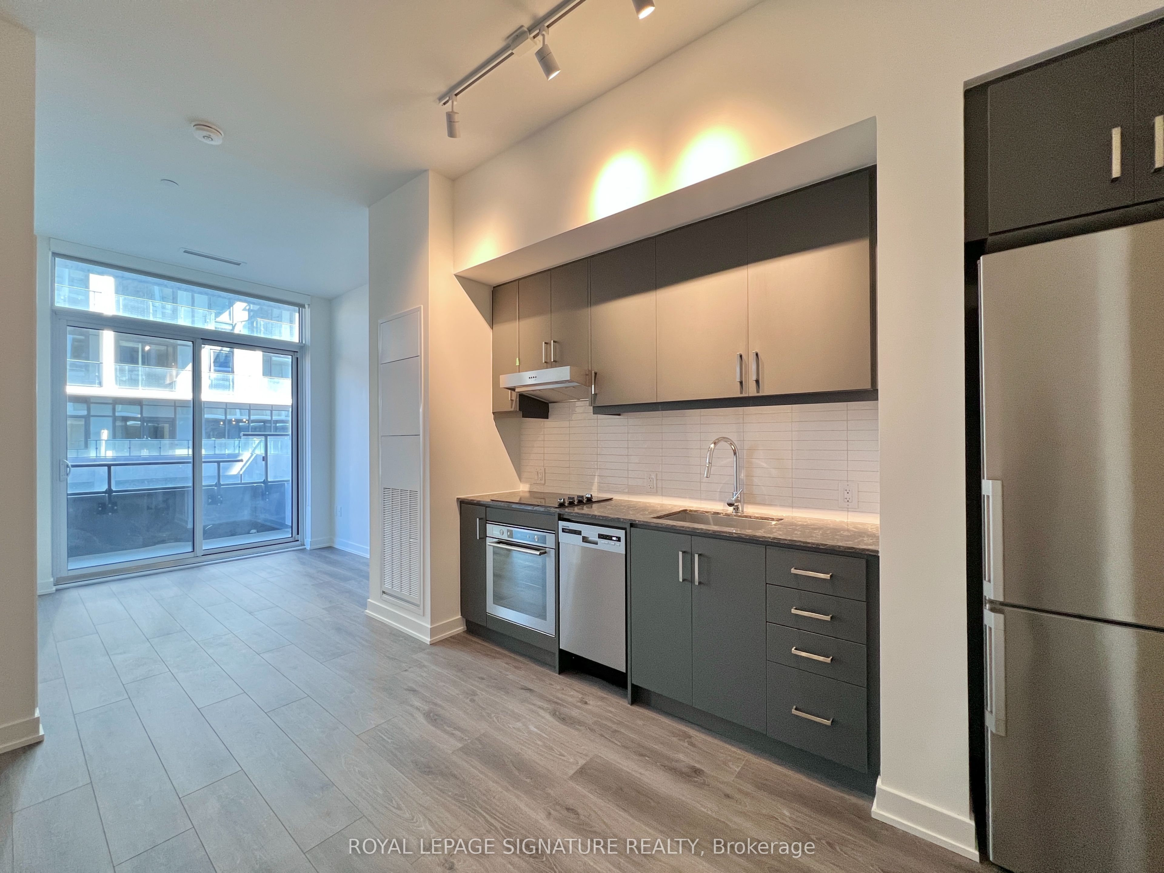 Additional image 3 of 608-9 Tecumseth Street, Toronto, ON, M5V 0S5