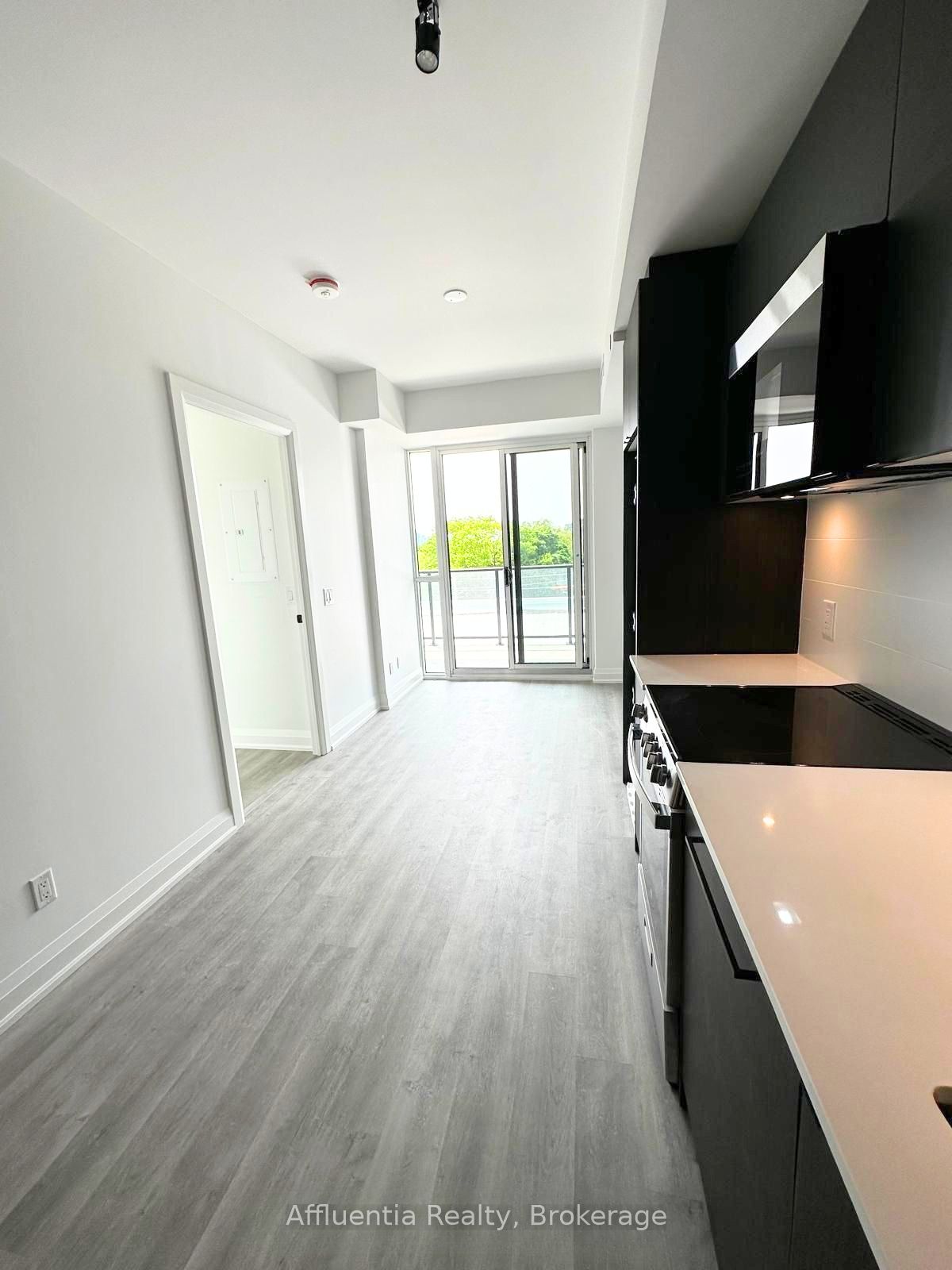 Additional image 3 of 616-2369 Danforth Avenue, Toronto, ON, M4C 0B1