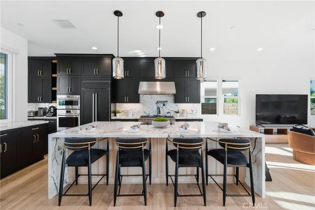 Additional image 73 of 124 Chant, Irvine, CA 92618