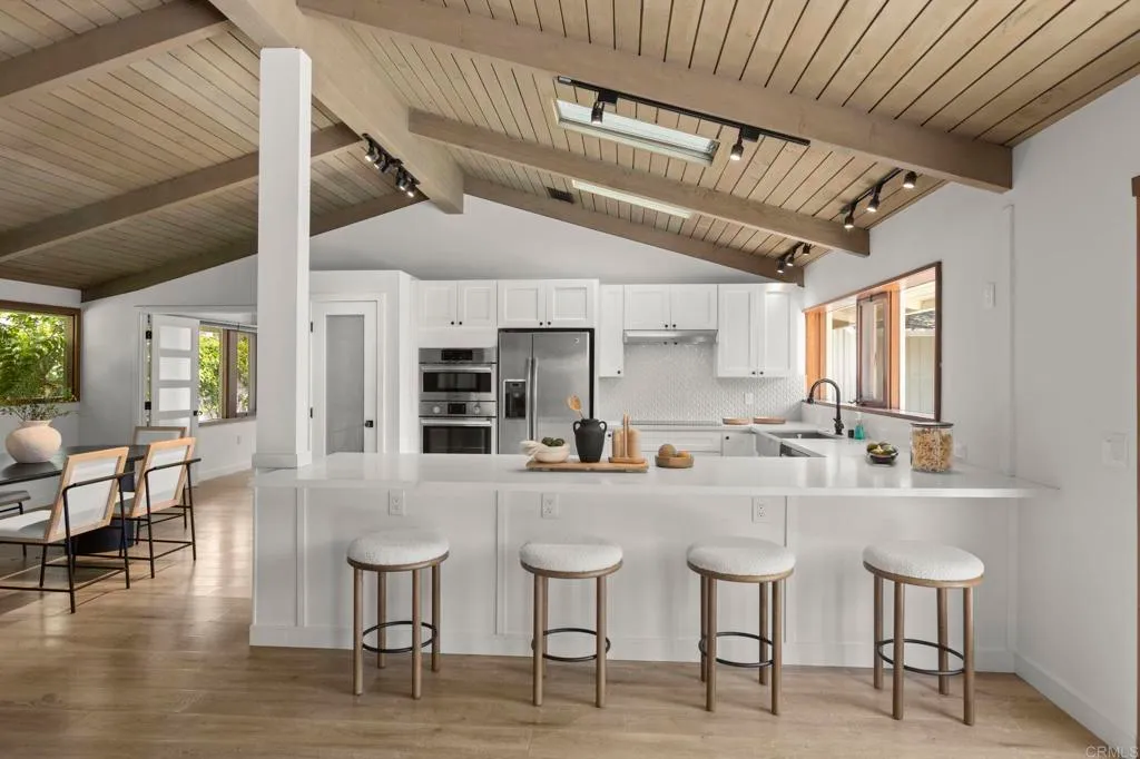 Additional image 41 of 375 Via Del Norte, La Jolla, CA 92037