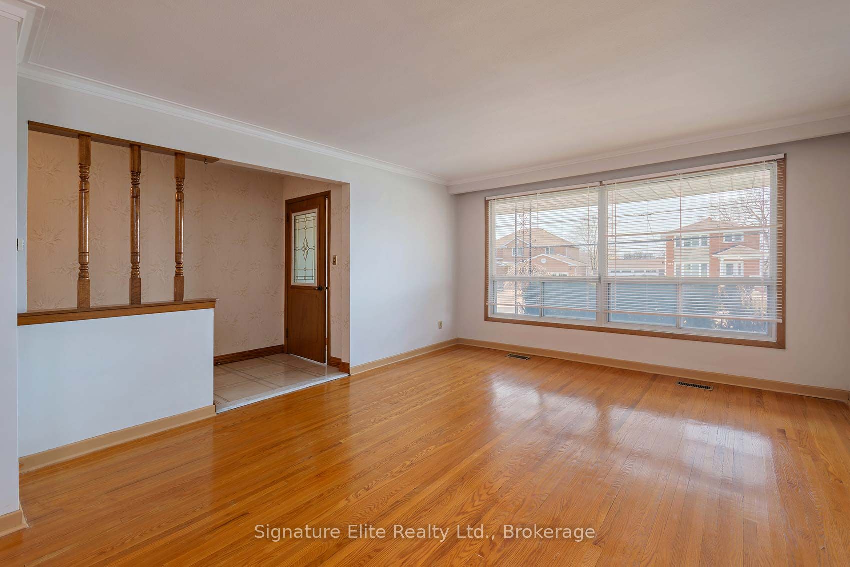 Additional image 3 of 255 Culford Road, Toronto, ON, M6L 2V1