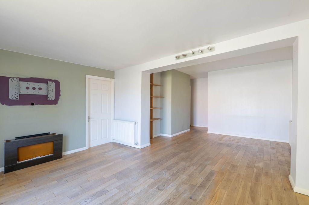 Additional image 4 of 3 bed semi-detached house for saleSouth Avenue, Prestatyn LL19