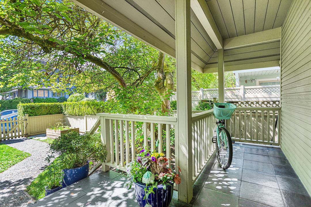 Additional image 4 of 805 14th Avenue W, Vancouver, BC, V5Z 1R2
